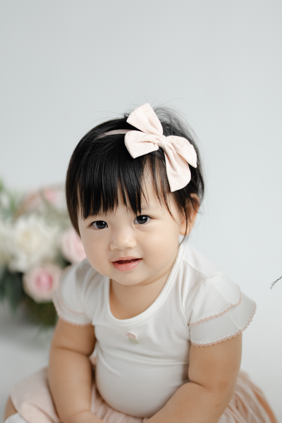 KindKnit Bow Headband in Blush